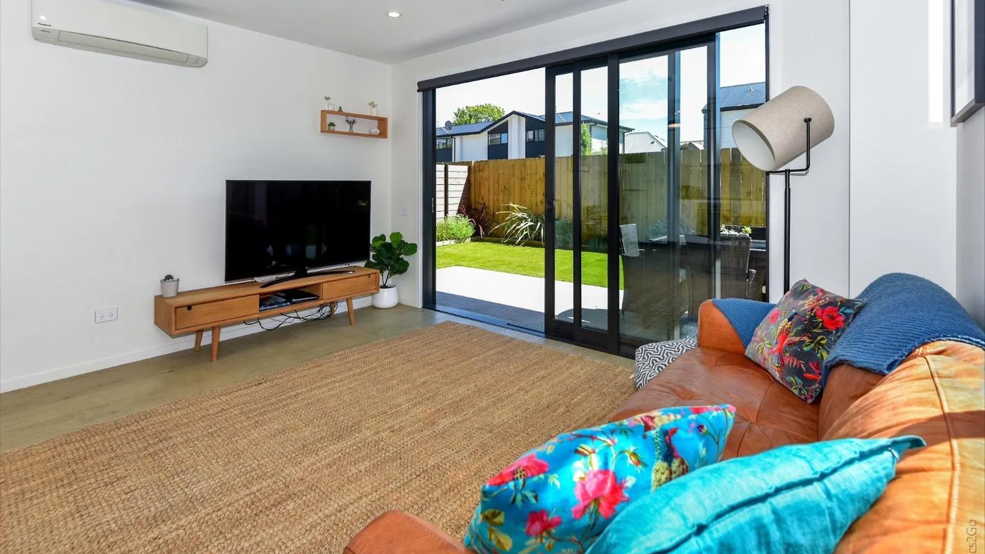 Apartment Latimer Central - Christchurch Holiday Homes New Zealand